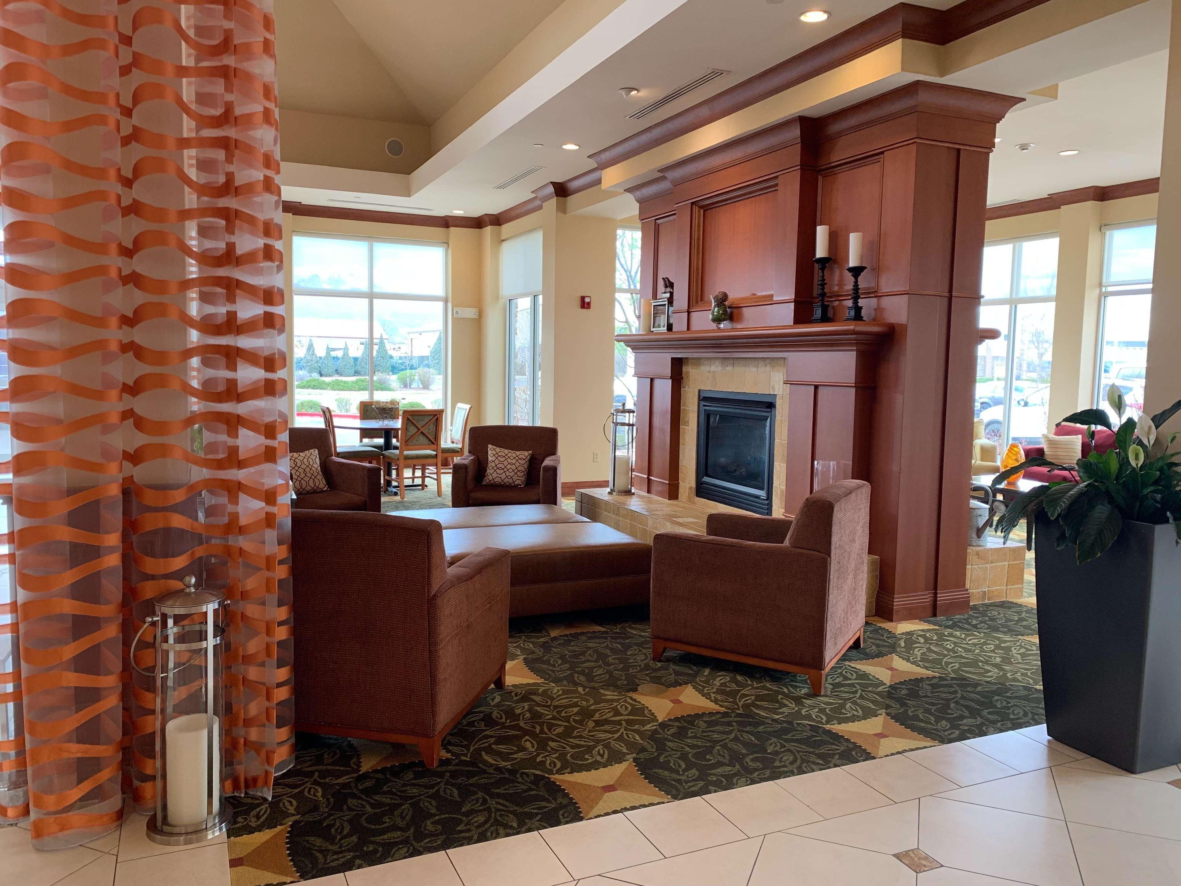 Hilton Garden Inn Colorado Springs Airport Exterior foto
